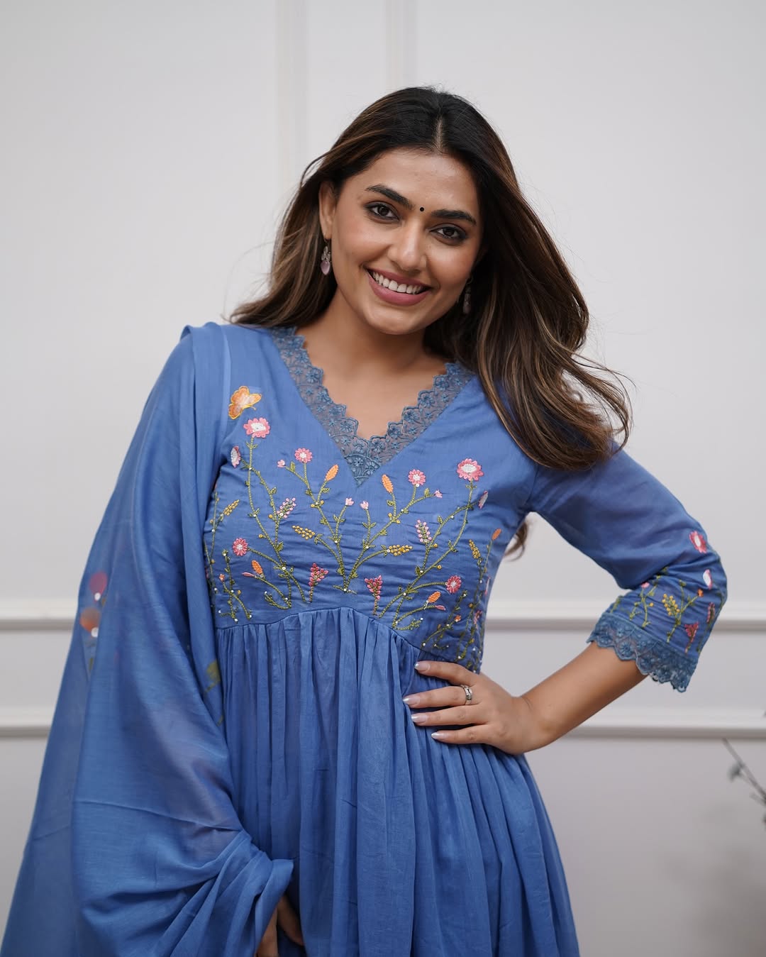 Beautiful embroidery and sequence work Set For Women