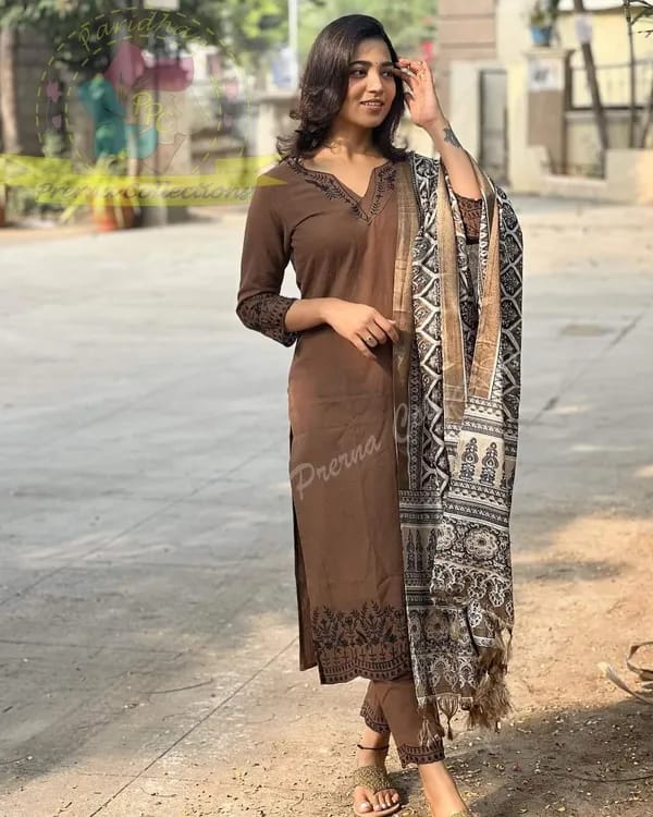 Khadi Cotton kurti & Khadi Cotton Pants with Kantha Embroider